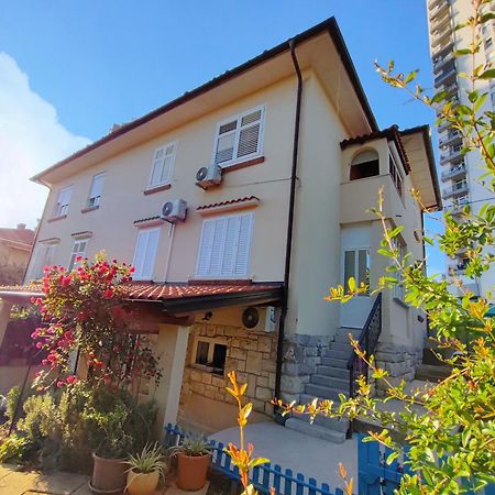 House Apartment Torretta Риека Экстерьер фото